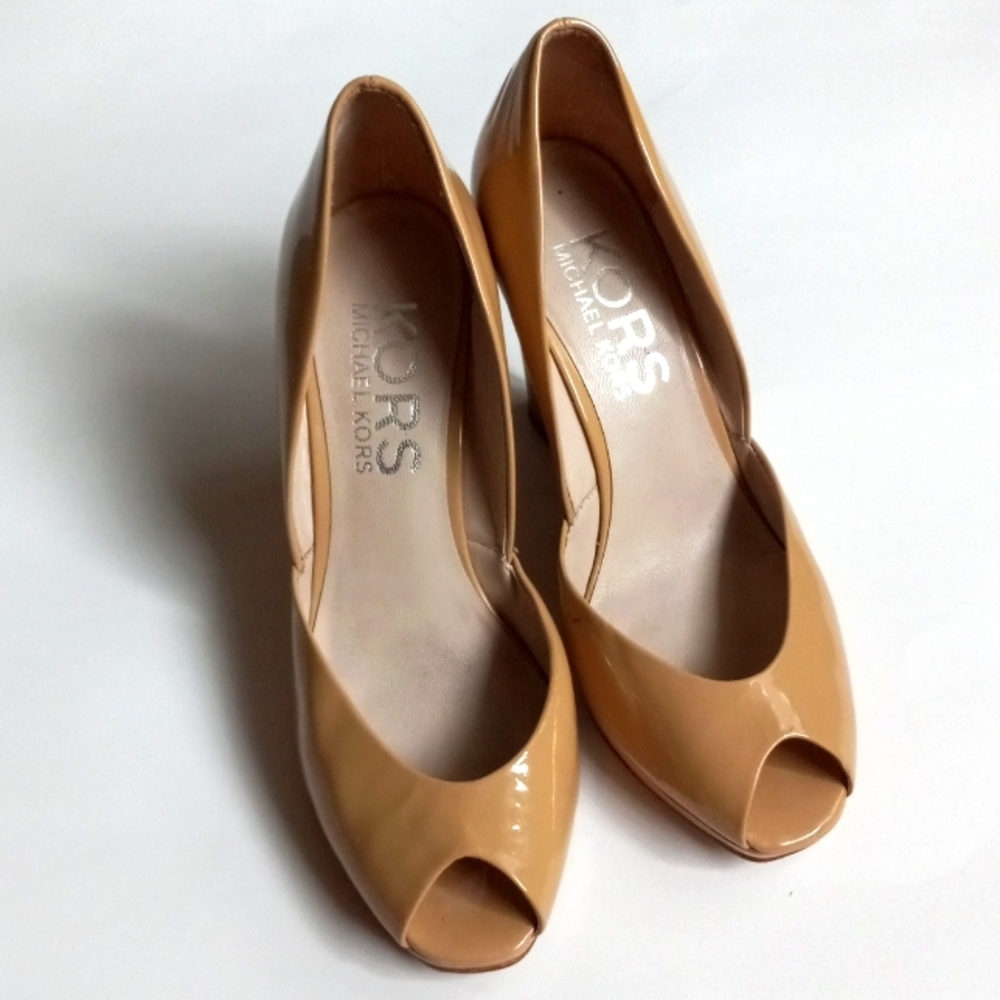 MICHAEL KORS WEDGE PLATFORM HEELS